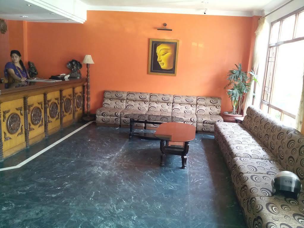Kathmandu Prince Hotel Zewnętrze zdjęcie