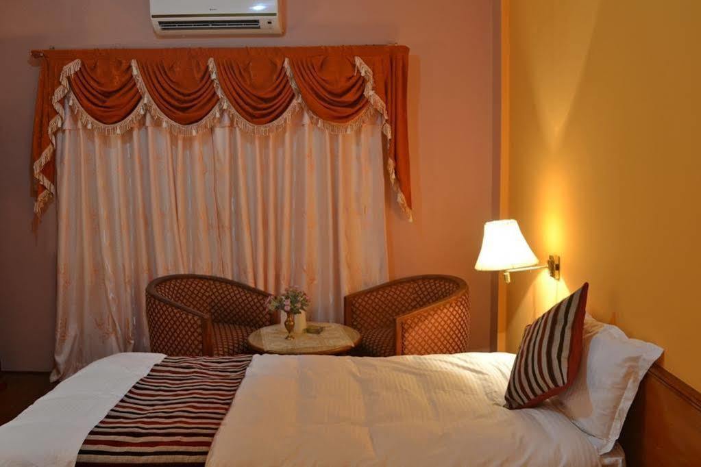 Kathmandu Prince Hotel Zewnętrze zdjęcie