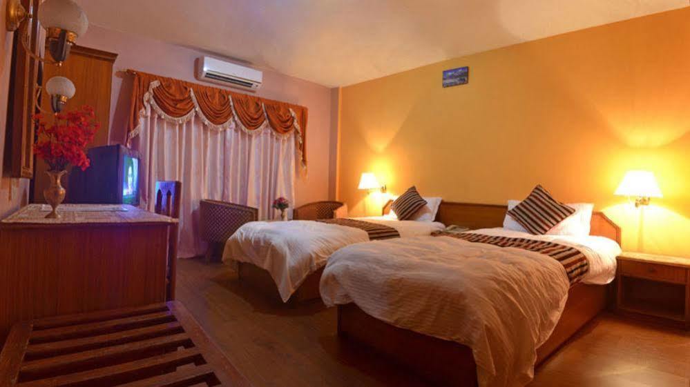 Kathmandu Prince Hotel Zewnętrze zdjęcie